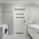 Sunset Jasny Z 1 Sypialnia 500 M Od Plazy, Balkon & Parking By Renters