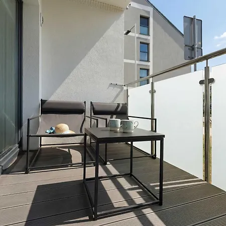 Sunset Jasny Z 1 Sypialnia 500 M Od Plazy, Balkon & Parking By Renters