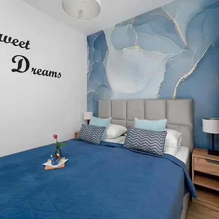 Sunset Jasny Z 1 Sypialnia 500 M Od Plazy, Balkon & Parking By Renters * غجيبوفو